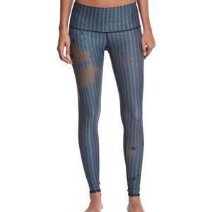 Teeki Deputy Yoga Hot Pant - S